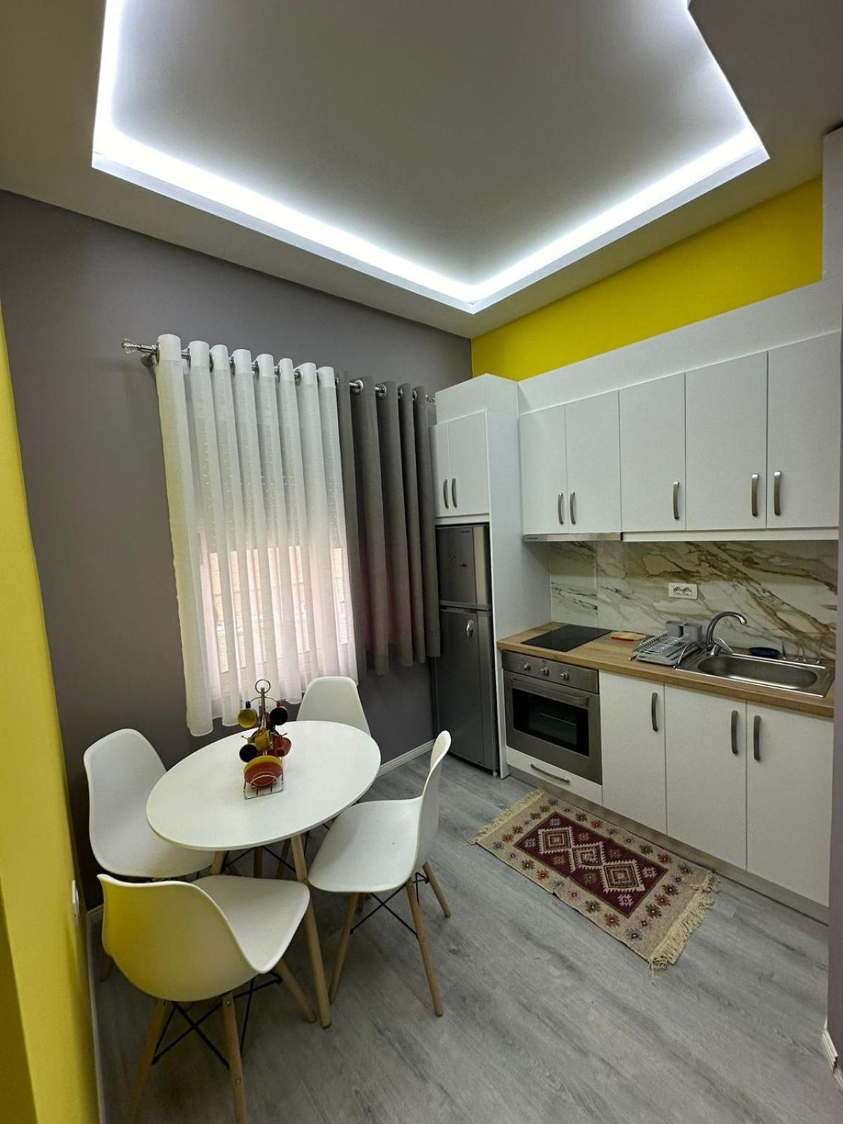 Algen Room'S Berat Ngoại thất bức ảnh